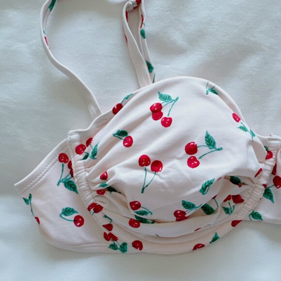 Wild Fable Cherry bikini top NWT large swimsuit - Picture 3 of 11